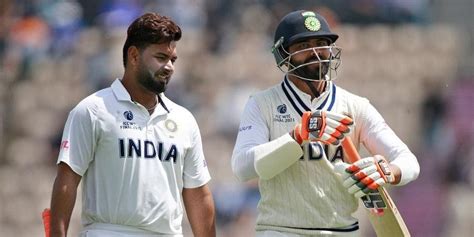 Watch Virat Kohli Slams Umpire Aleem Dar As The Latter Stops Play In A Strange Manner