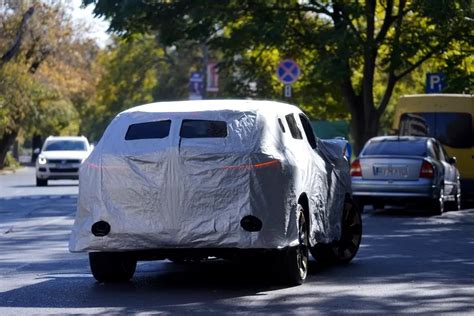 Noul BMW XM a ajuns pe străzile din România Imagini în premieră cu cel