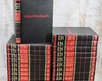 Collier Encyclopedia Etsy