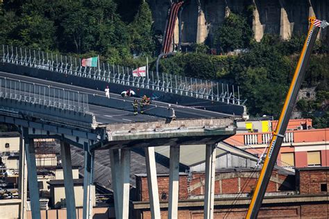 Autostrade Crolla In Borsa E Scarica LAD Castellucci