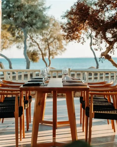 All Day Beach Restaurant In Plaka Naxos Peppermint