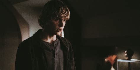 Tate Langdon and Violet Harmon | Tate langdon, American horror story ...