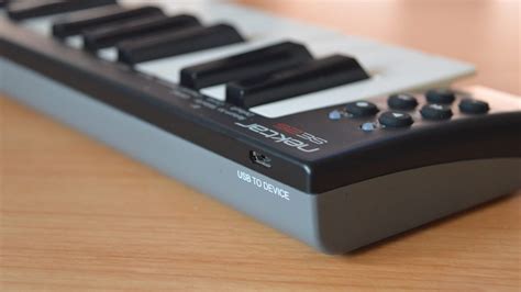 Nektar SE25 Mini Midi Controller Review - All Things Gear