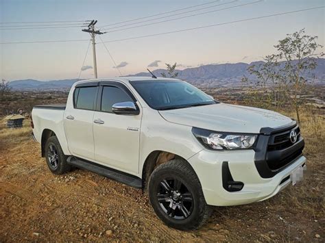 Venta De Camioneta Toyota Hilux En Tarija Bolivia Milautos