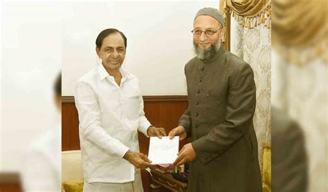 Political Leaders Farmers Representatives Meet Cm Kcr In Delhi