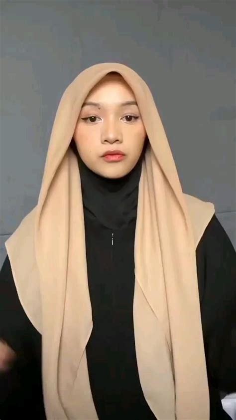 Tutorial Hijab Lebaran In 2022 Gaya Hijab Kasual Model Pakaian