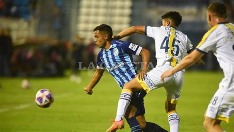 Carrera Falló Un Penal Sobre La Hora Y Atlético Tucumán Empató Ante