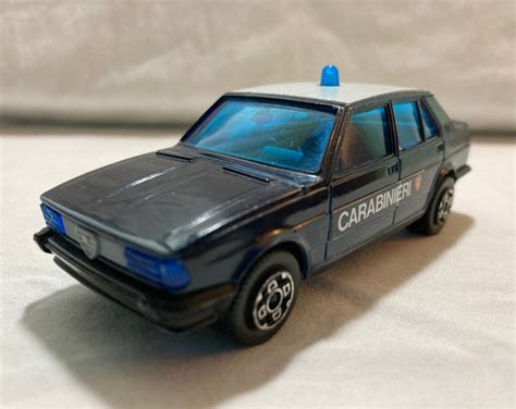 Bburago Alfa Romeo Giulietta Carabinieri Italian Police Car Scale