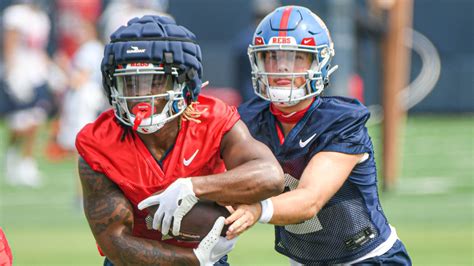 Ole Miss Running Back Room Has Oc Charlie Weis Jr Excited