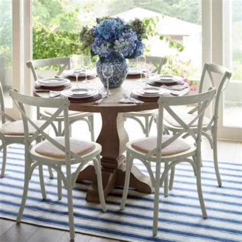 A Round Hamptons-Style Dining Table Is the Perfect Dining Table – Abide ...