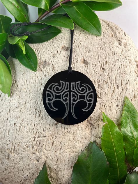 Moko Kauae Pendant– TroubleMaker.co.nz