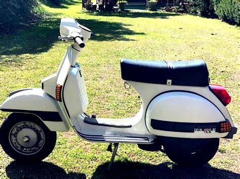 1985 VESPA PX200E Rainbow The Timeless Vespa Italian Vintage