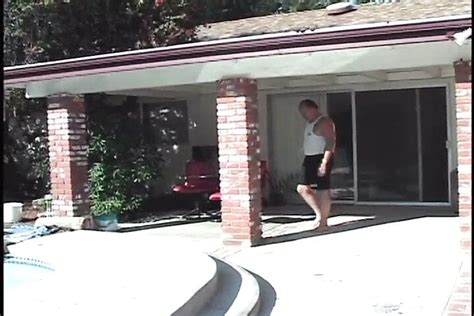 Rubia milf follada por dos pollas en doble penetración xHamster