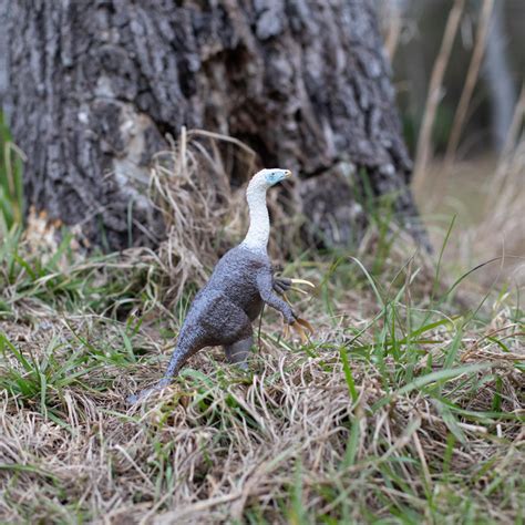 Therizinosaurus Toy Dinosaur Figure | | Safari Ltd®