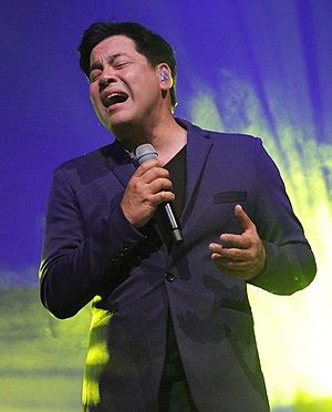 Martin Nievera Biography, Age, Height, Wife, Net Worth, Family