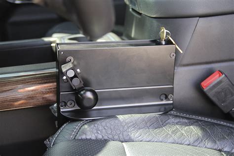 Kwick Strike | The Original Rapid Deployment Vehicle Gun Storage