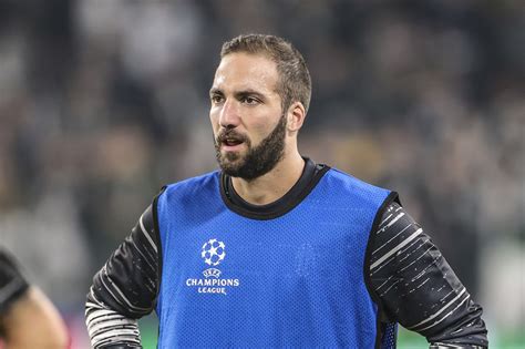 Higuain Juventus Higuain In Dubbio Per Napoli Le Ultime La