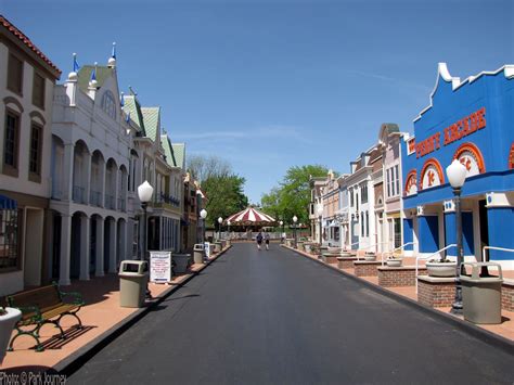 Adventureland in Iowa - A great Traditional Amusement Park - Park Journey