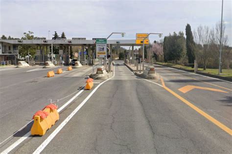 A Chiusura Notturna Uscita Stazione Di Chiusi Chianciano