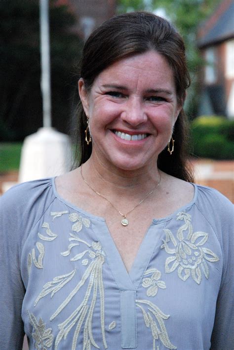 Jennifer Ford's Instagram, Twitter & Facebook on IDCrawl