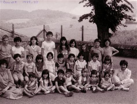 Photo De Classe Cole Primaire De Ecole Saint Bonnet Des Quarts