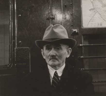 Instant Views [o.] Subway Portraits | Photos by Walker Evans (1938-1941 ...