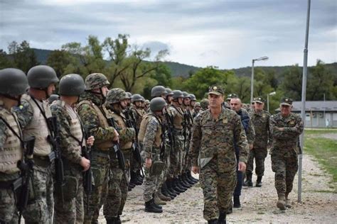 Pripadnici Oružanih snaga BiH zadužuju nove vojničke uniforme EroBA