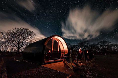 10 BEST Northern Ireland Glamping Spots (2023)