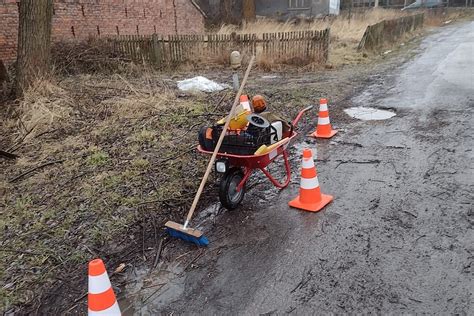 Maj Taczki I Nie Zawahaj Si Ich U Y Tak Dzia A S U Ba Pomocy Ze