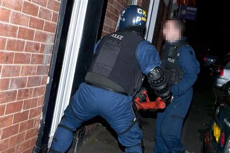 Video And Pictures 11 Arrested In Drugs Crackdown In Rochdale Manchester Evening News