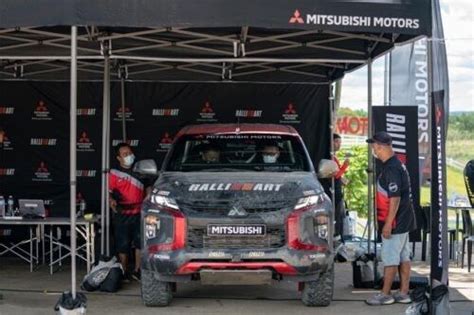 Three Rally Prepped Mitsubishi Triton Pick Up Trucks Participated In