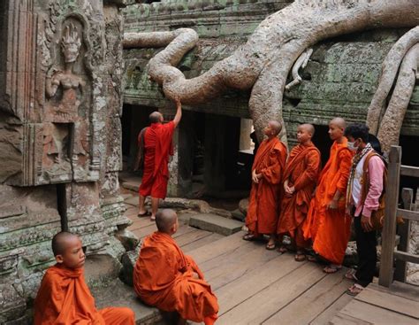 Siem Reap Visita Personalizada A Angkor Wat Al Amanecer En Tuk Tuk