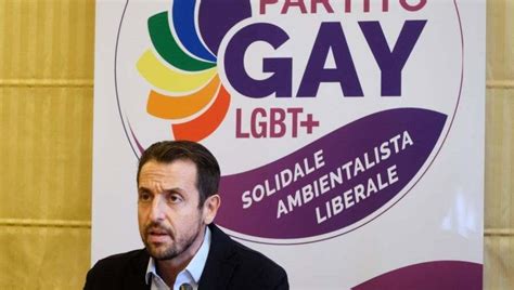 Ma Quanta Fr Ciaggine C Nella Nazionale Agli Europei E Perch Il Partito Dei Gay Indaga Sulla