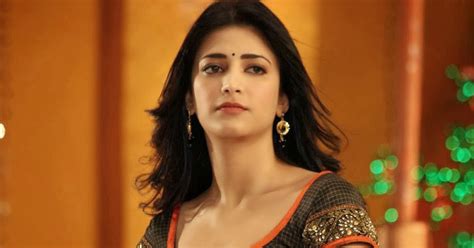 Latest Stills Tamil Actress Shruti Hassan New Hot Photos Stills LATEST MOVIES STILLS