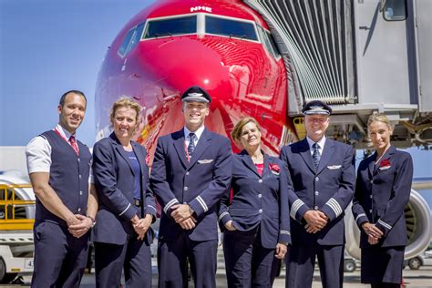 Norwegian Busca Auxiliares De Vuelo En Barcelona Madrid Palma