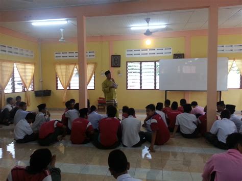 PORTAL RASMI SMK BENUT MAJLIS PENUTUPAN ORIENTASI TINGKATAN 1 DAN 4