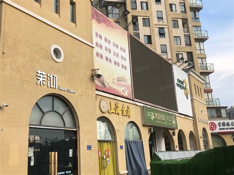 【18图】圣芭芭拉商业街成熟铺位，通燃气，周边客流集中沿街，停车方便。无锡滨湖马山圣芭芭拉国际社区梅梁路商铺商铺租售生意转让出租 无锡58同城