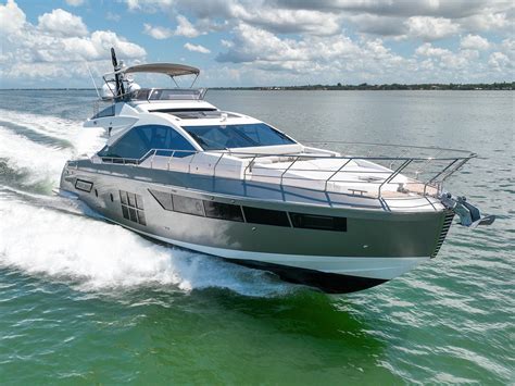 Azimut S Barche Da Crociera Sportiva In Vendita Yachtworld