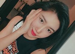 Th Y Ng N Th Ch M C Bikini V Y O Khoe V G I C M Phong C Ch Sao Vi T Gi I Tr