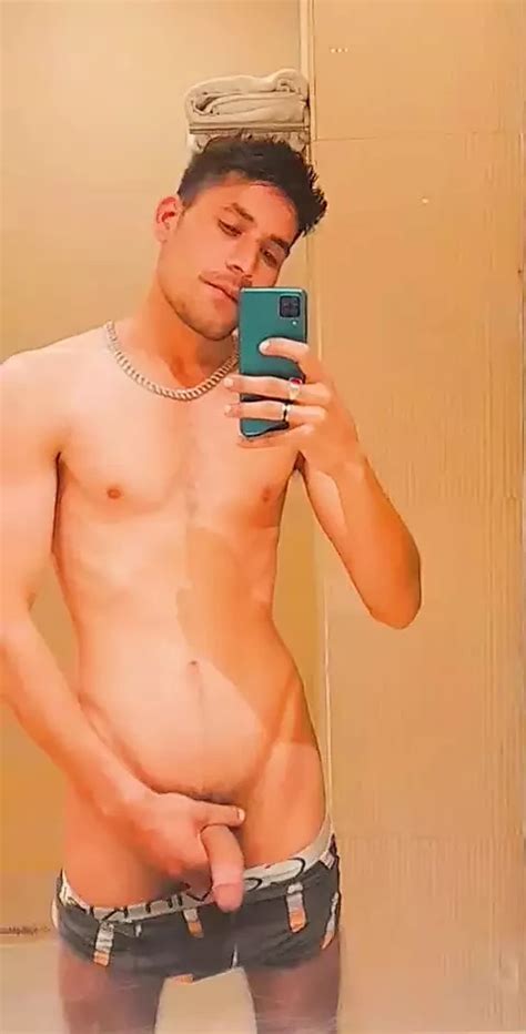 Juicy Dick Gay Handjob Handjob Porn Feat WeakBond365 XHamster