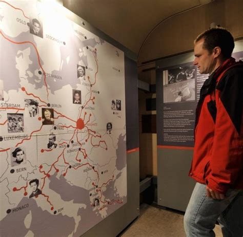 Zug der Erinnerung: Konflikte um Ausstellung über Deportationen ins KZ ...