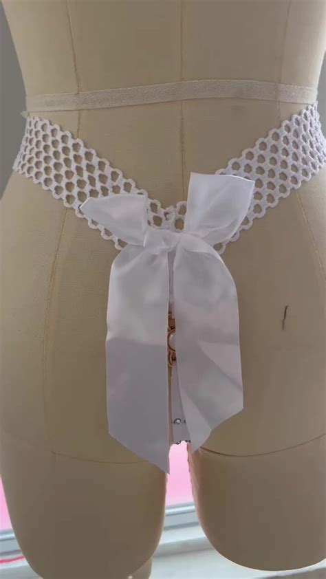 Sexy Thongs Woman Underwear Lingerie Transparent Temptation Pearl Cheap G String Massage