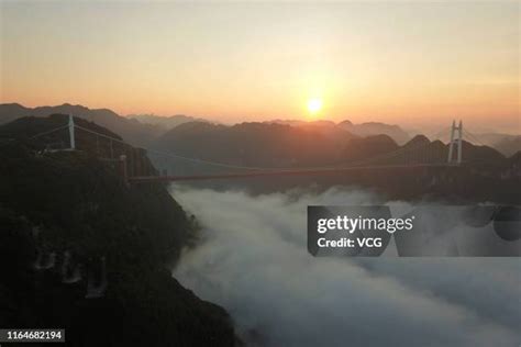 Aizhai Suspension Bridge Photos and Premium High Res Pictures - Getty ...