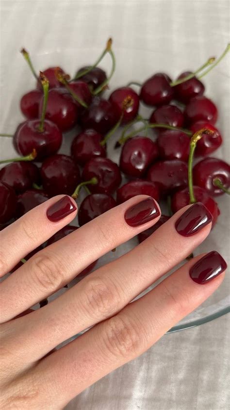 Pin by уленька on ᴍᴀᴋᴇ ᴜᴘ ɴᴀɪʟs Simple nails Gel nails Nail colors