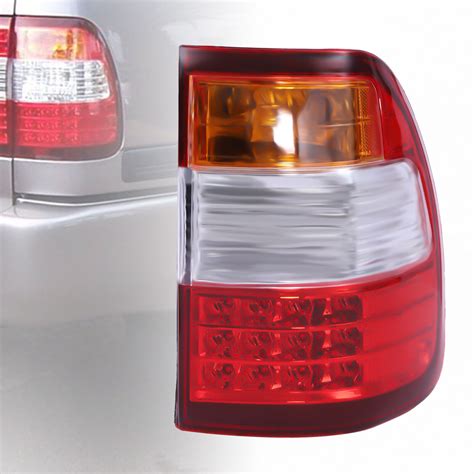 For Toyota Land Cruiser 1998 2007 1 Pair Outer Rear Tail Lights LED