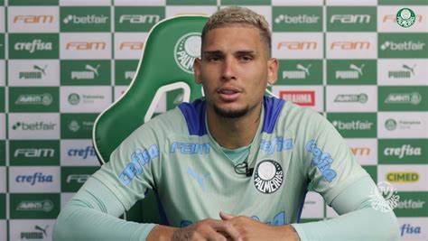 Rafael Navarro Come A O Ano Animado Confiante E Gol No Palmeiras