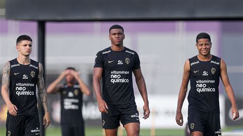 Escalação Corinthians finaliza preparação para enfrentar o Flamengo