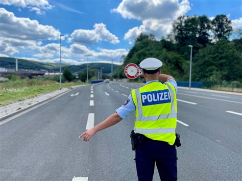 Pol Ha Verst Rkte Verkehrskontrollen Der Hagener Polizei Am Letzten