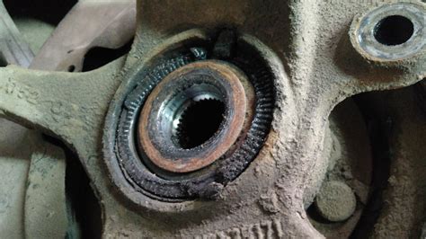 Сказ о ступичном подшипнике. — Ford Focus Hatchback II, 2 л, 2006 года ...