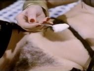 Naked Guia Lauri Filzi In La Doppia Bocca Di Erika